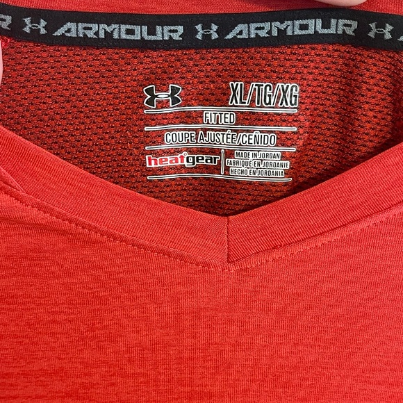 Men’s Under Armour Heat Gear Training Shirt - Picture 2 of 3